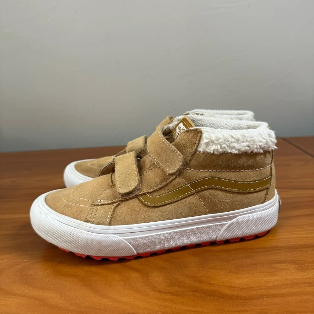 Vans Sk8 Mid Reissue V MTE Faux Sherling Lined Primaloft Snow Shoe Sneaker Tan 2